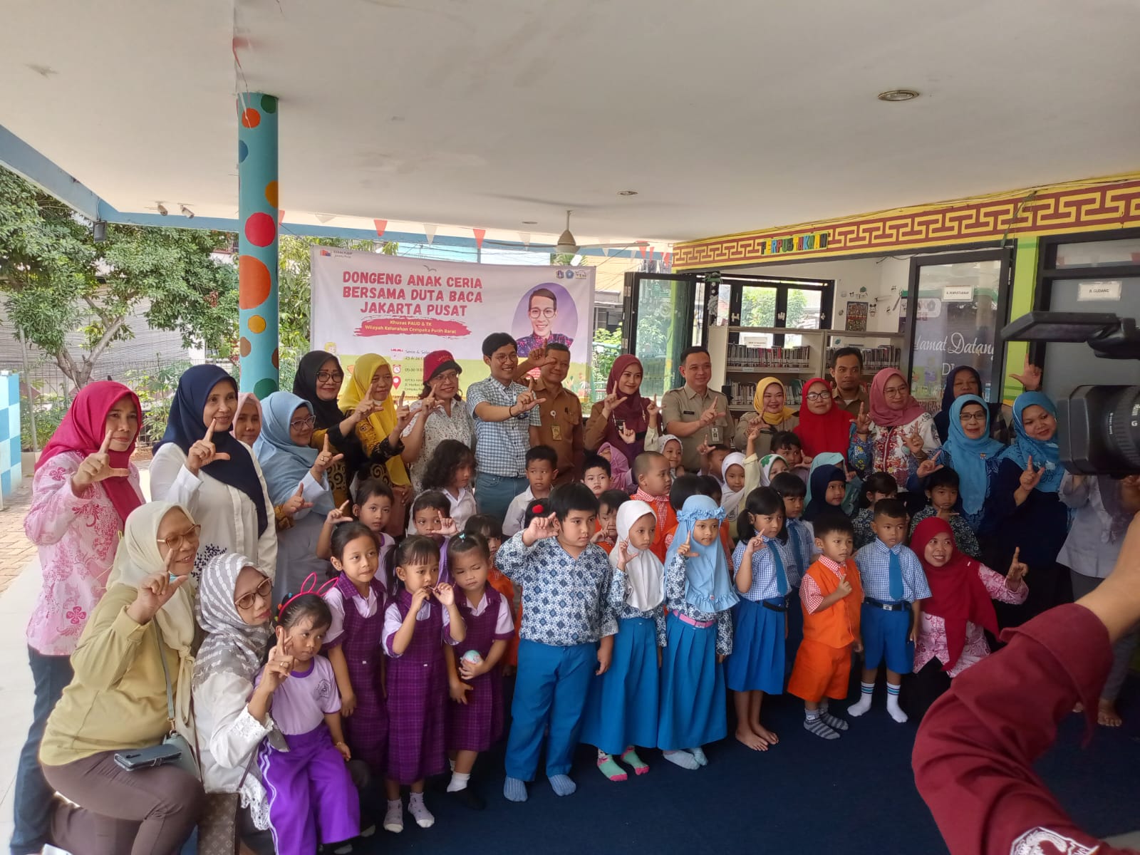 Pemberdayaan Duta Baca Dongeng Anak Ceria Bersama Duta Baca